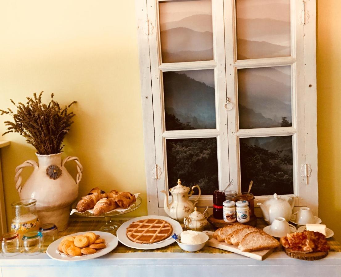 B&B La Libellula Castelnuovo Nigra Buitenkant foto
